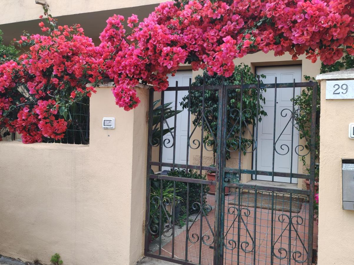 Apartmán La Casa Di Luca Olbia Exteriér fotografie